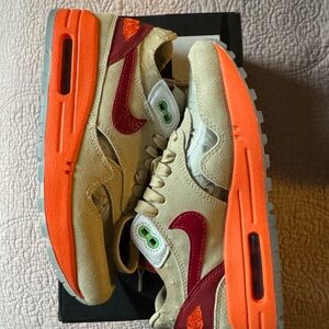 Nike air max clot size 4